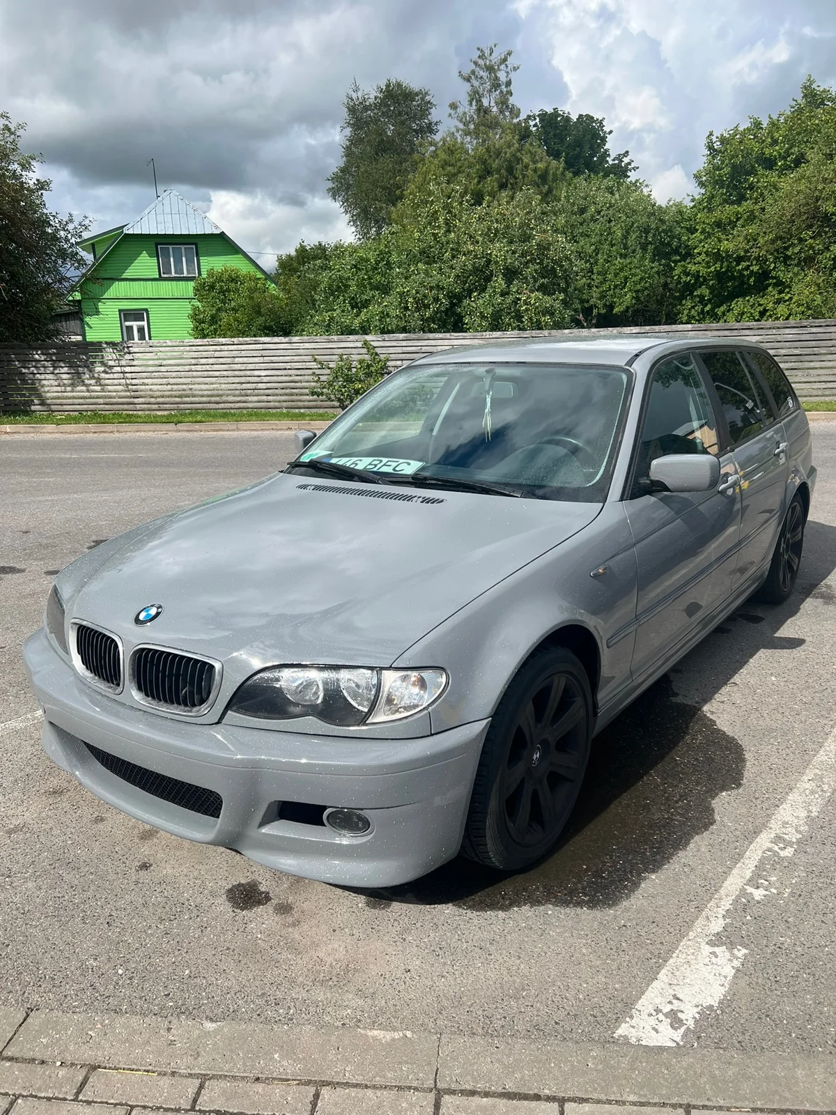 Hõbedase BMW keretööd — 1/7
